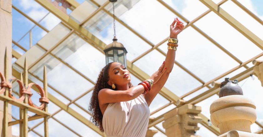 Vaseline’s Soft Glow Affair Turned a Valentine’s Mystery Into a Sisterhood Moment